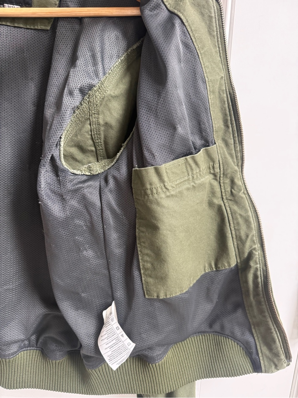 Women’s Carhartt Olive Green Canvas Bomber Jacket Size Medium - Picture 8 of 9